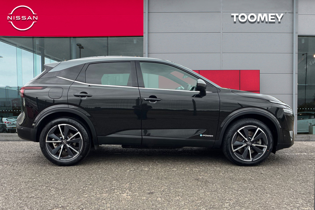 Nissan Qashqai 1.5 H E Power Tekna Suv Hybrid EX72JYB Black #4