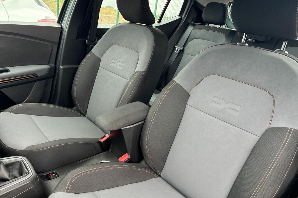 Dacia Sandero Stepway 1.0 Tce Extreme Cvt Black #14