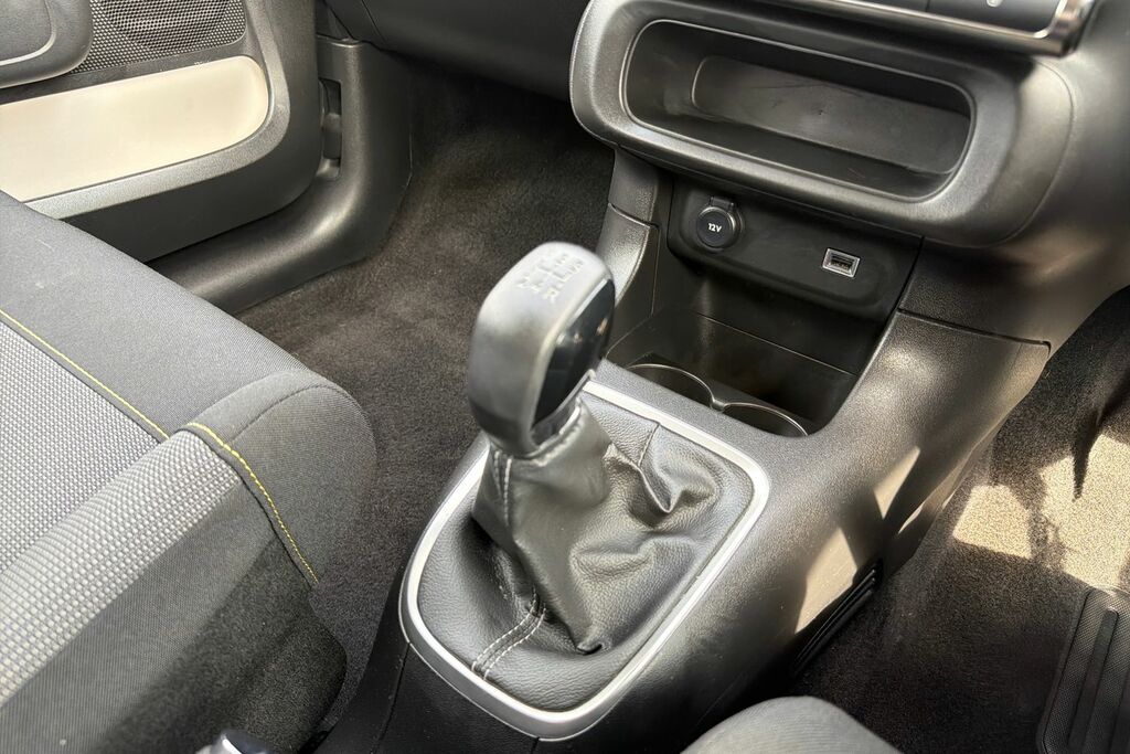 Citroen C3 1.2 Puretech 110 Shine Plus Eat6 White #19