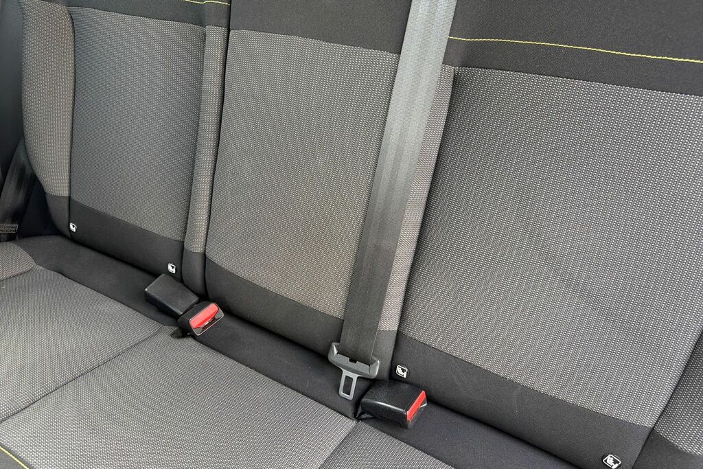 Citroen C3 1.2 Puretech 110 Shine Plus Eat6 White #15