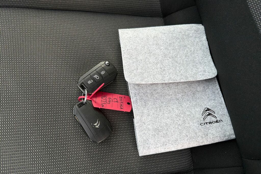 Citroen C3 1.2 Puretech 110 Shine Plus Eat6 White #23
