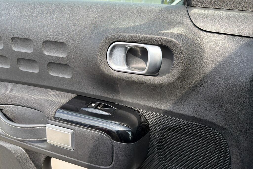 Citroen C3 1.2 Puretech 110 Shine Plus Eat6 White #16