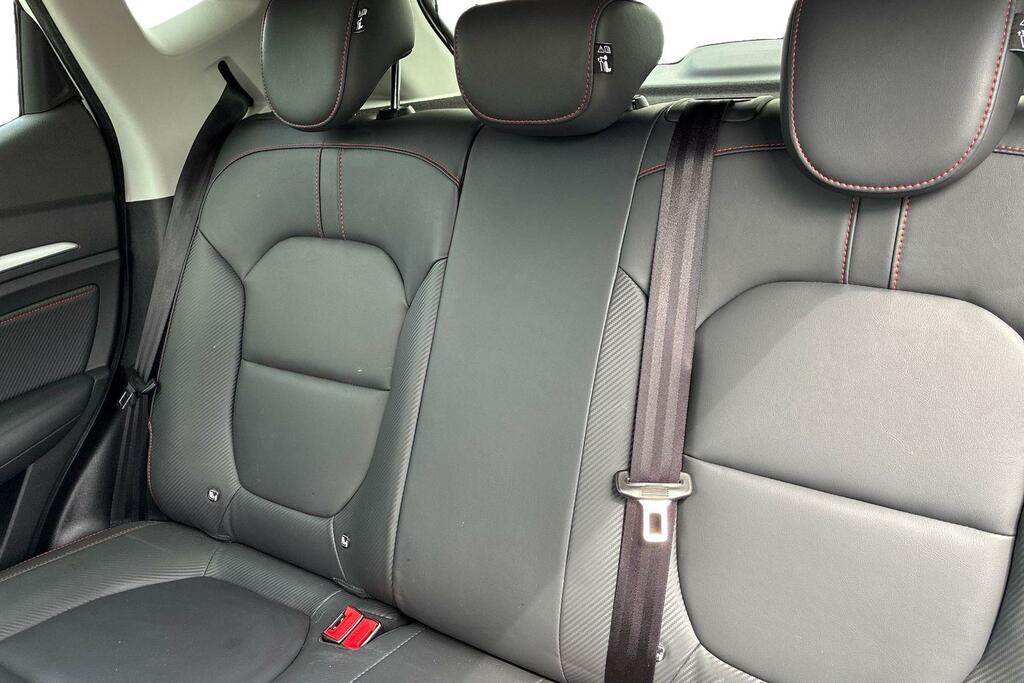 MG ZS 1.0T Gdi Exclusive Dct Red #9