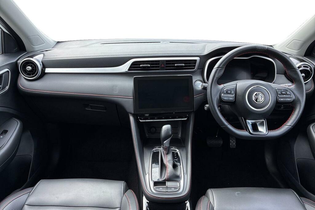 MG ZS 1.0T Gdi Exclusive Dct Red #10