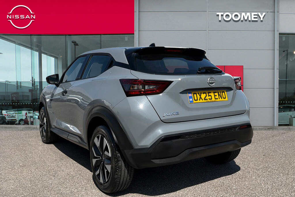 Nissan Juke 1.0 Dig T Acenta Premium Suv Dct E Grey #3