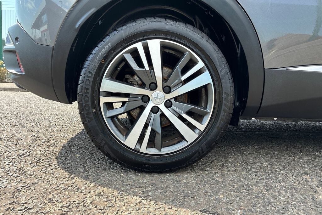 Peugeot 3008 1.2 Puretech Allure Premium Suv Grey #5