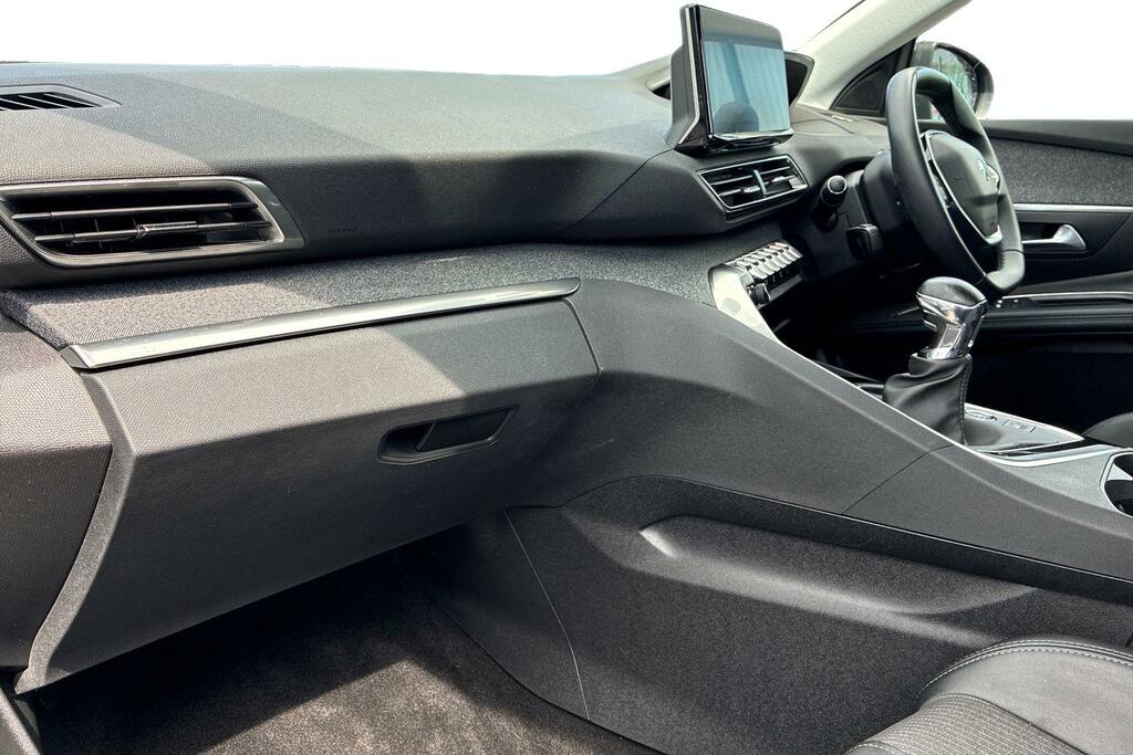 Peugeot 3008 1.2 Puretech Allure Premium Suv Grey #2