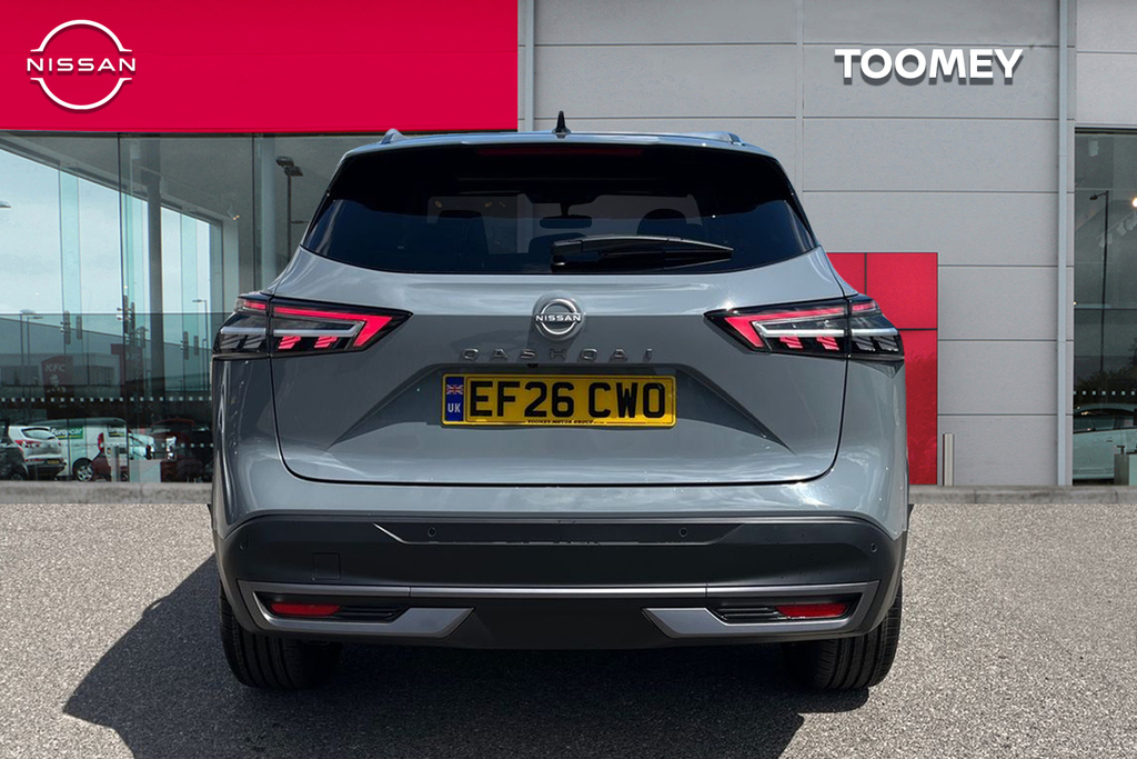 Nissan Qashqai 1.3 Dig-t Mh 158 Tekna Grey #6