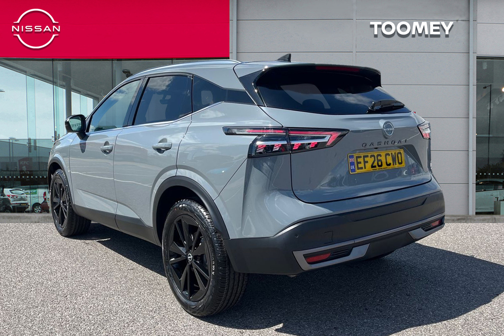 Nissan Qashqai 1.3 Dig-t Mh 158 Tekna Grey #3
