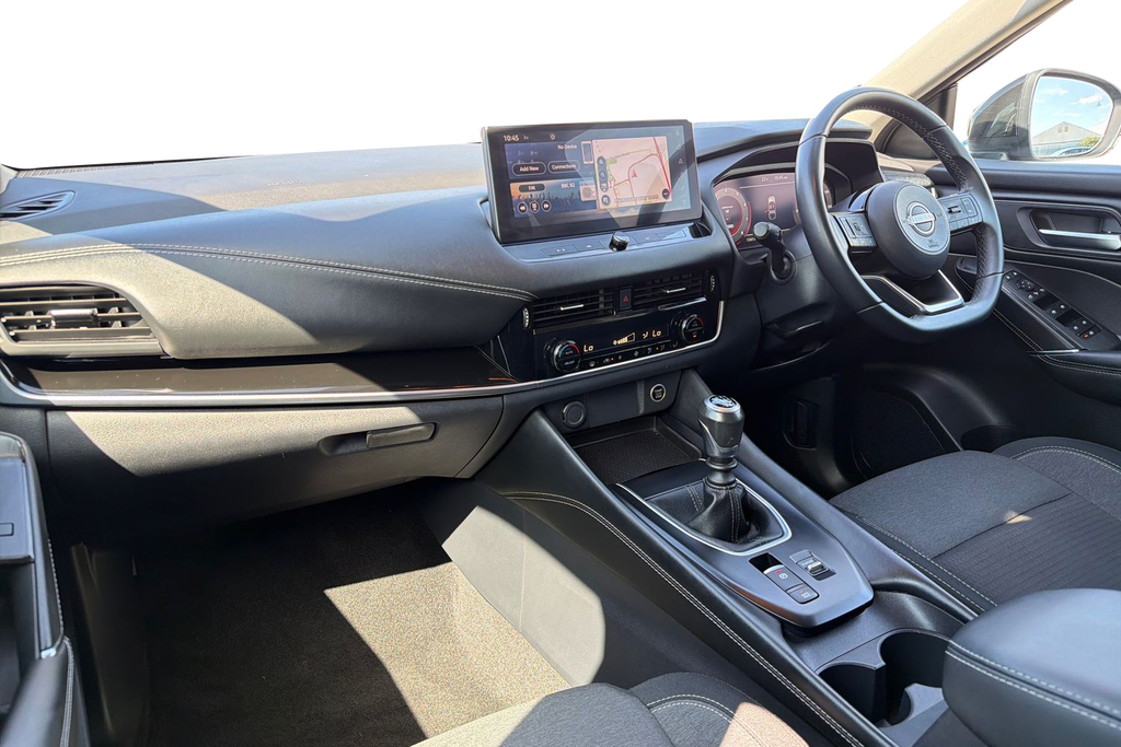 Nissan Qashqai 1.3 Dig T Mhev N Connecta Suv Hybrid Ma PK72OWU Black #2