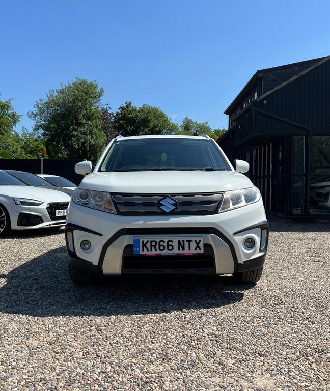 Suzuki Vitara Suv 1.6 Sz-t Euro 6 Ss 201666 White #2