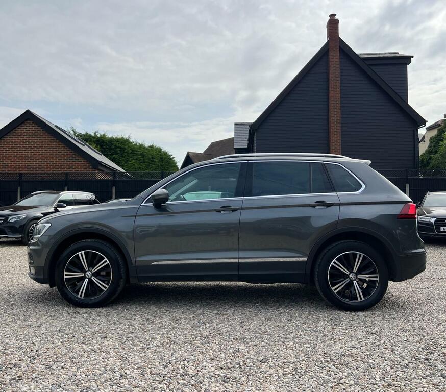 Volkswagen Tiguan 2.0 Tdi Se Navigation Dsg 4Motion Euro 6 Ss Grey #4