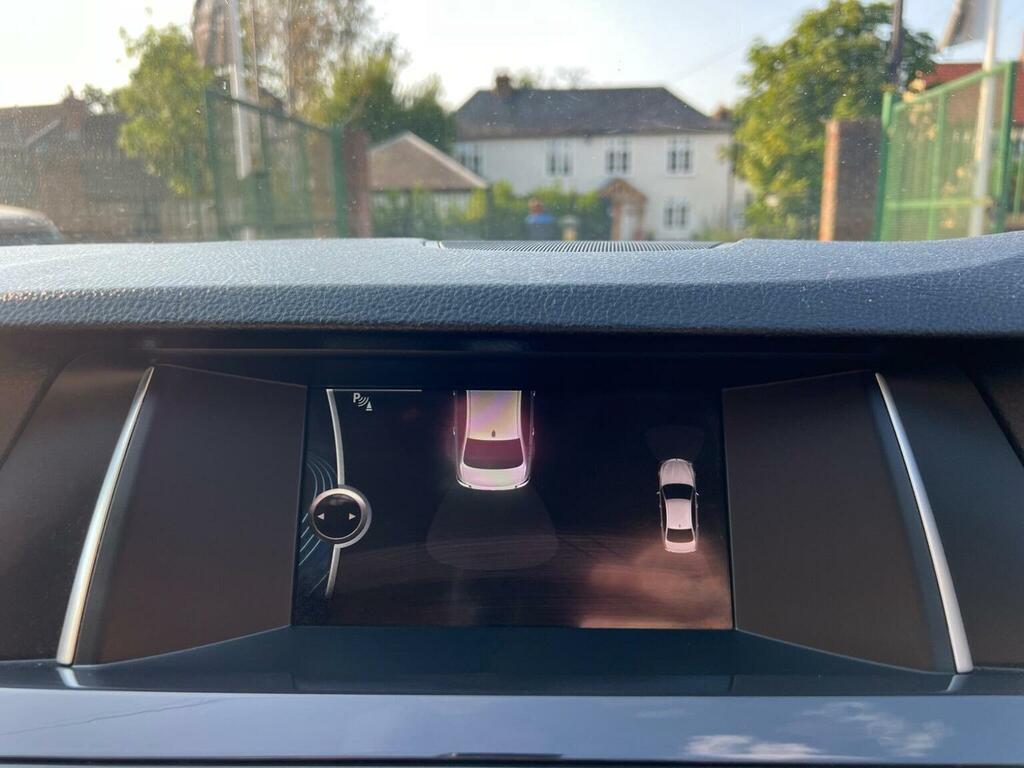BMW 5 Series M Sport White #25