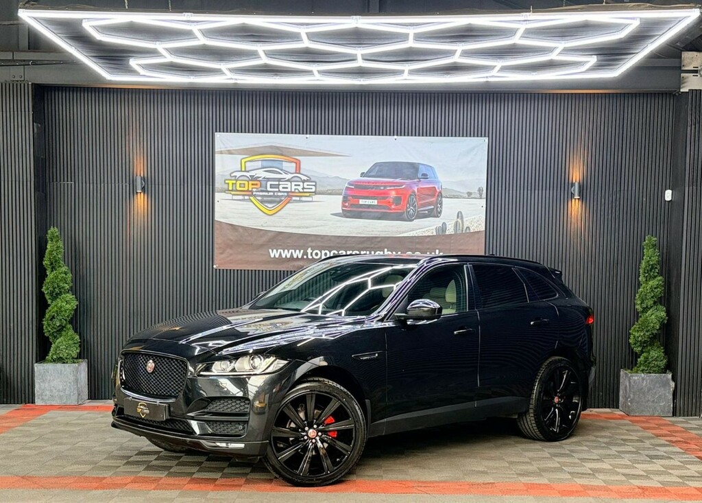 Jaguar F-Pace Suv 2.0 D240 Portfolio 2017 OV67XFN Black #2