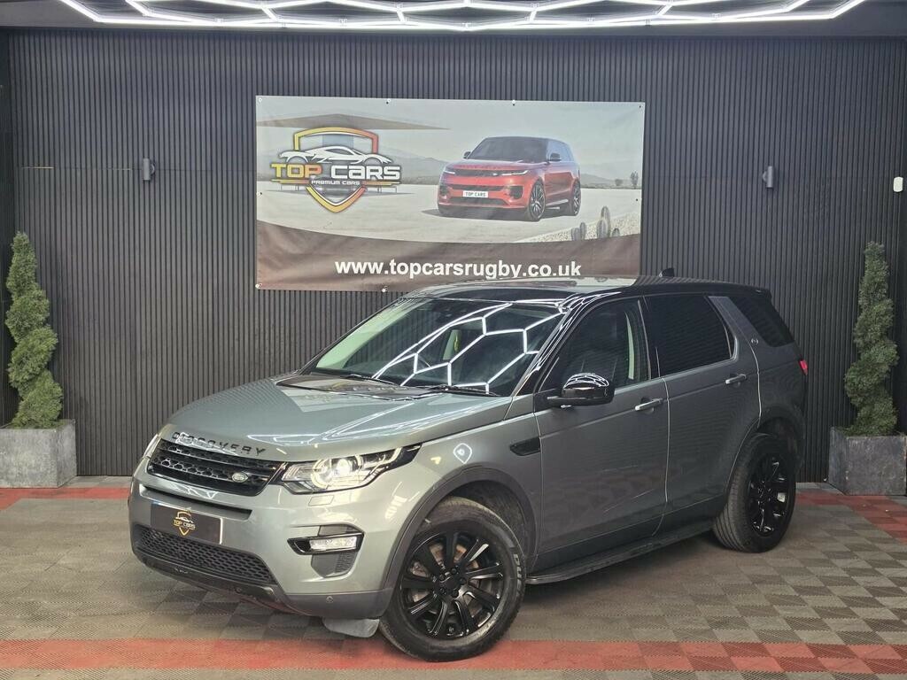 Land Rover Discovery Sport Estate 2017 Green #2