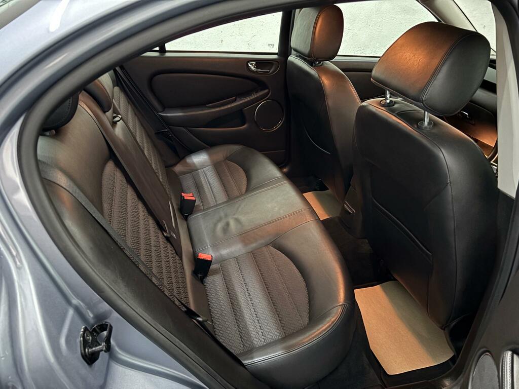 Jaguar X-Type 2.2D Se Blue #17