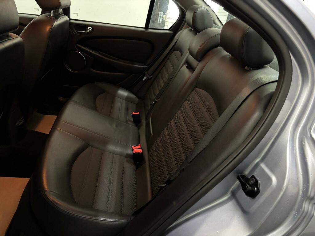 Jaguar X-Type 2.2D Se Blue #18