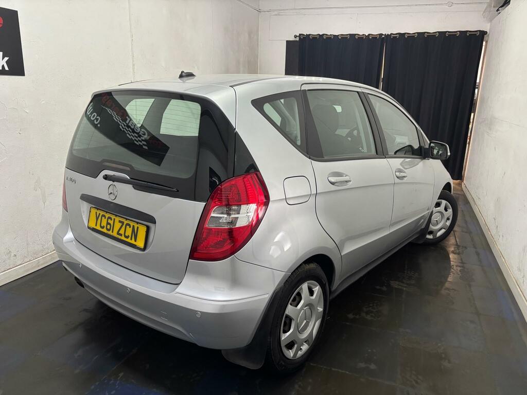 Mercedes-Benz A Class A160 Blueefficiency Classic Se Silver #3
