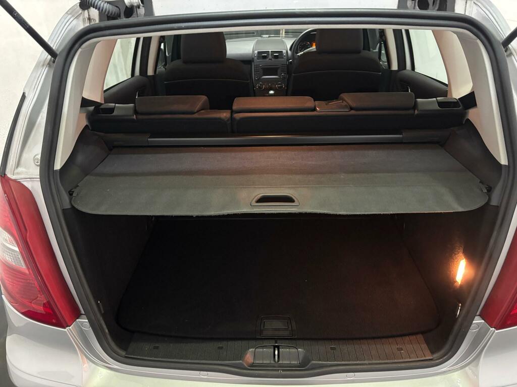 Mercedes-Benz A Class A160 Classic Se Silver #19