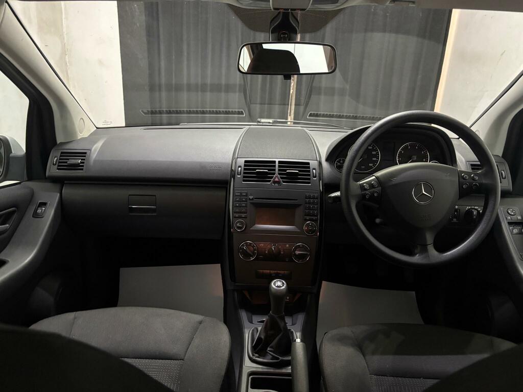 Mercedes-Benz A Class A160 Classic Se Silver #22