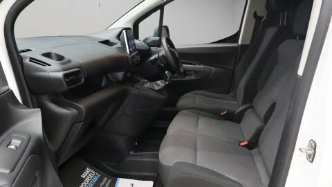 Peugeot Partner 2019 19 1.6 NV19YZG White #5