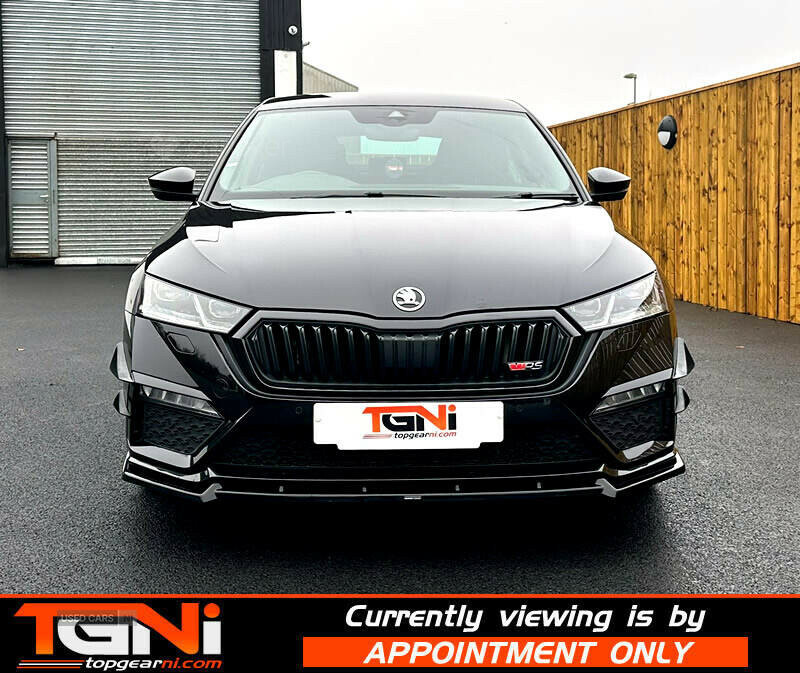 Skoda Octavia 2.0 Tdi 200 Vrs Dsg Black #3