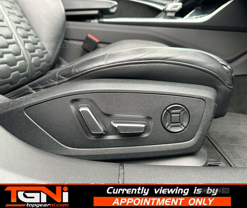 Audi RS6 Audi Rs 6 Avant Carbon Black 600 Ps Tiptronic Grey #36