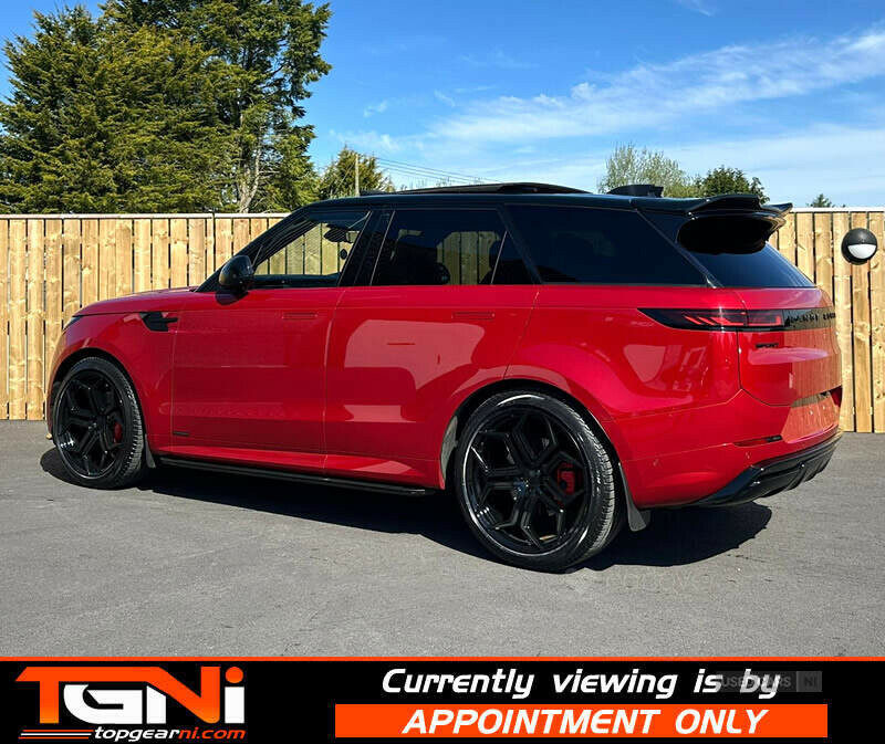 Land Rover Range Rover Sport 3.0 D300 #2
