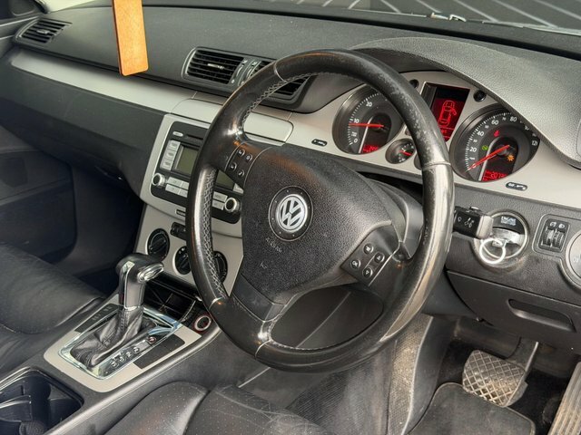 Volkswagen Passat Saloon 3.6 Fsi V6 R36 Dsg 4Motion Euro 4 2008 Black #20