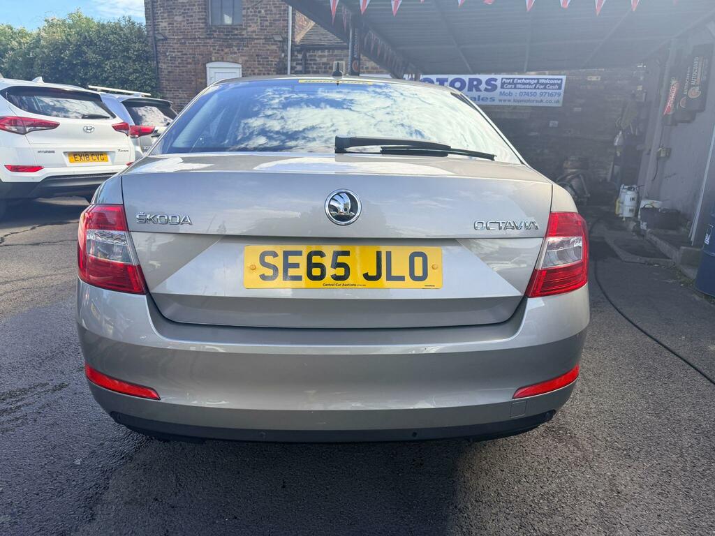 Skoda Octavia Estate 1.6 Tdi Se Technology Euro 6 Ss 201 Silver #9