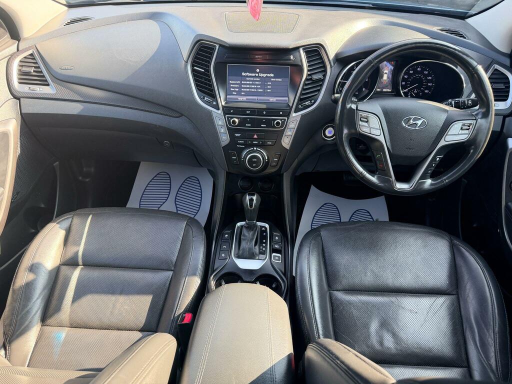 Hyundai Santa Fe Santa Fe Premium Crdi Red #12