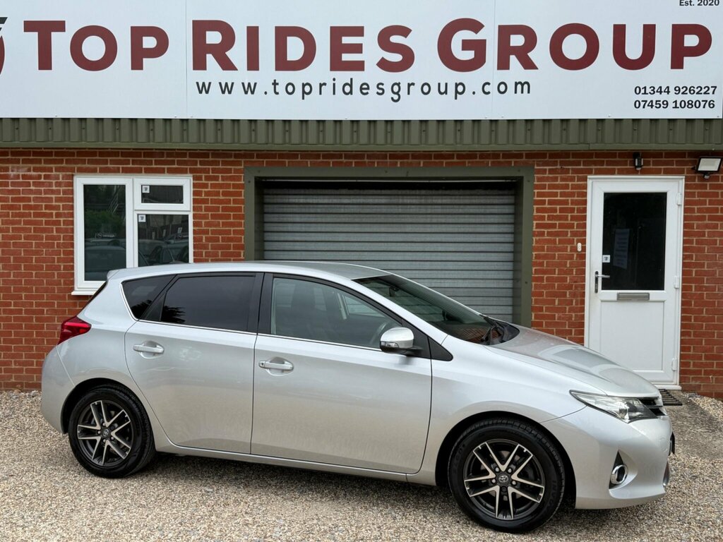Toyota Auris 1.6 V-matic Icon Plus Multidrive S Euro 5 Silver