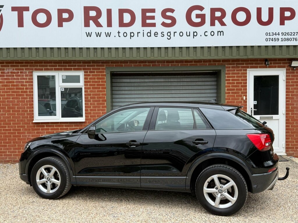 Audi Q2 1.4 Tfsi Cod Se S Tronic Euro 6 Ss KO66LNP Black #2
