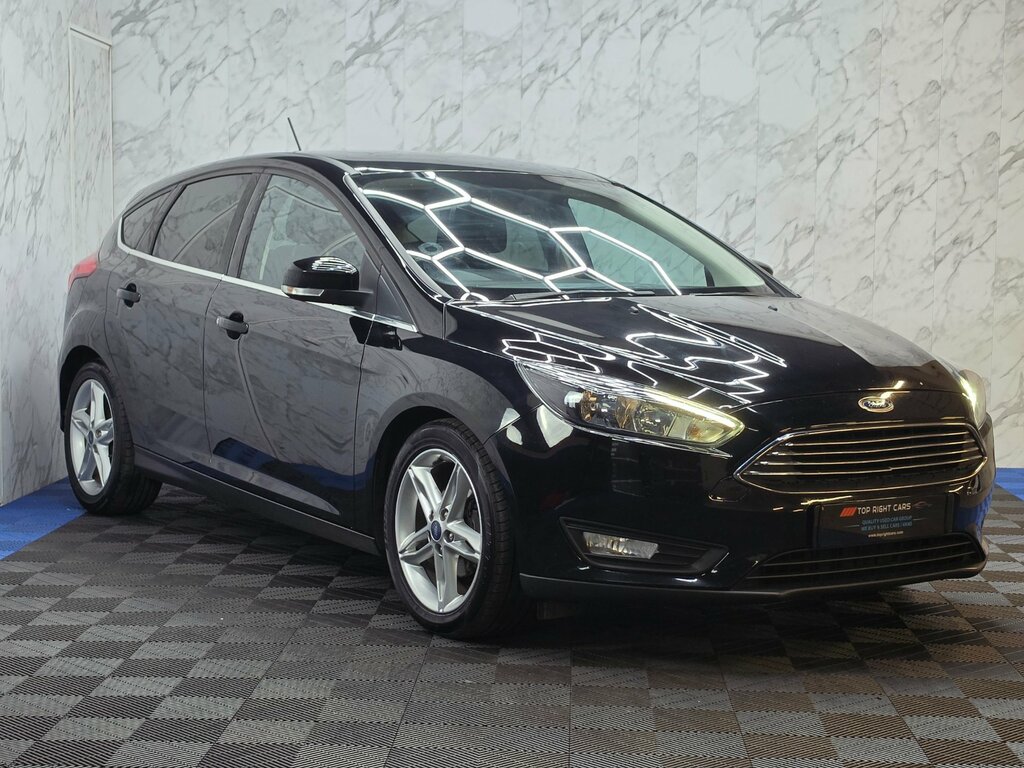Ford Focus 1.0T Ecoboost Zetec Edition Hatchback Euro 6 Black