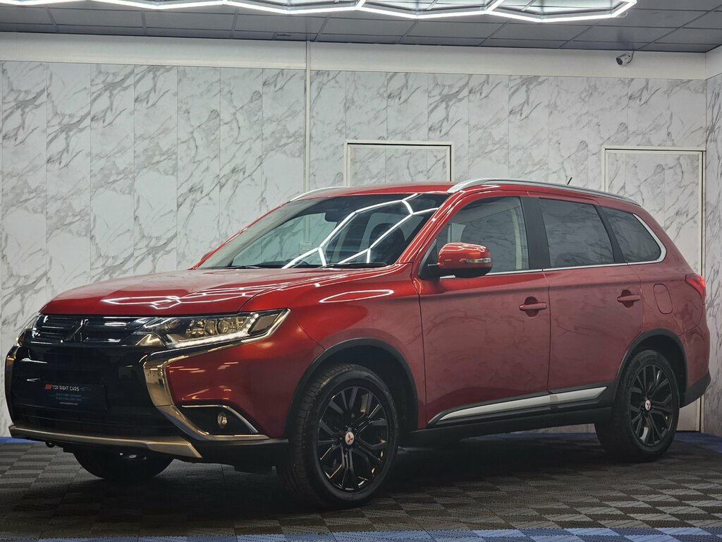 Mitsubishi Outlander 2.2 Di-d Gx3 Suv 4Wd Euro 6 Ss Red #3