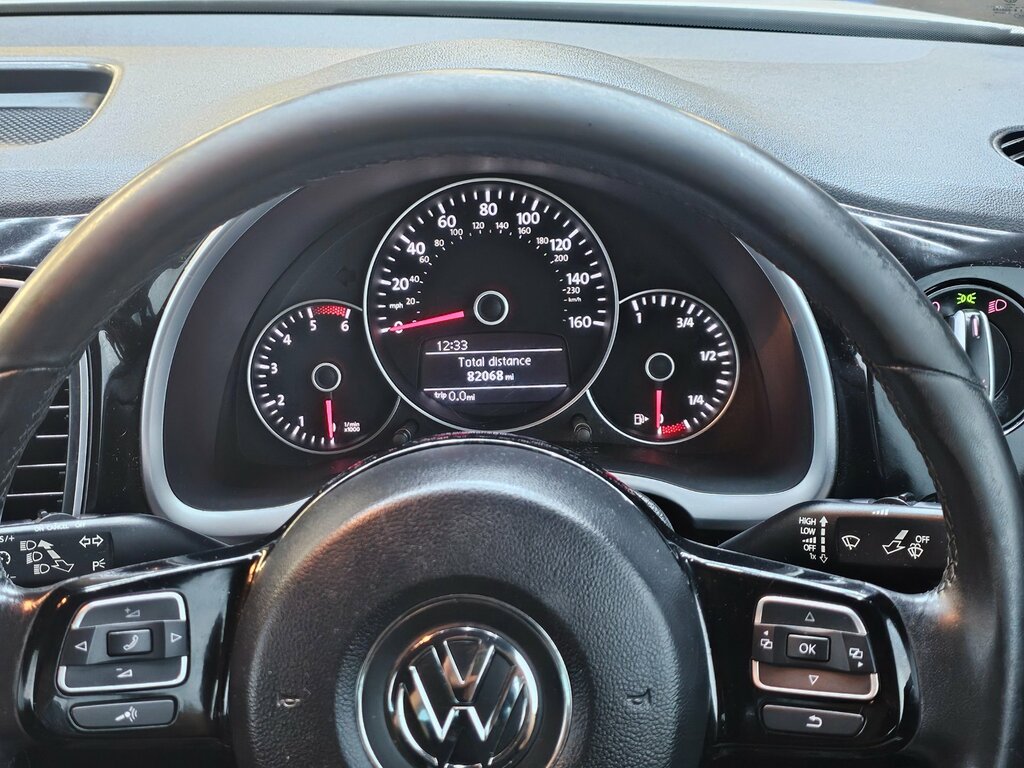 Volkswagen Beetle Sport Tdi Red #9