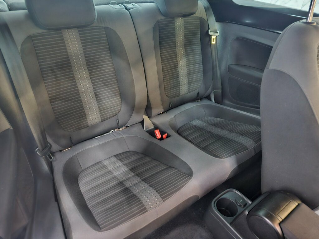 Volkswagen Beetle Sport Tdi Red #18