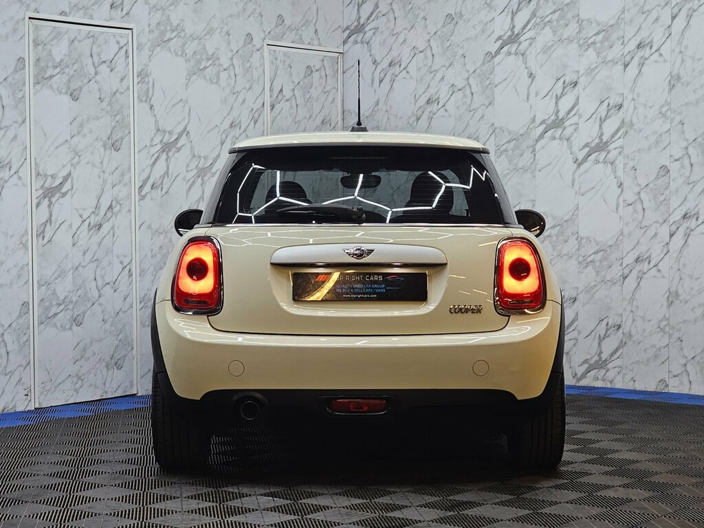 Mini Hatch 1.5 Cooper Hatchback Euro 6 Ss 136 Ps Pet White #4