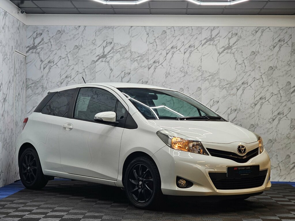 Toyota Yaris 1.33 Dual Vvt-i Trend Hatchback 101 Ps Petro White