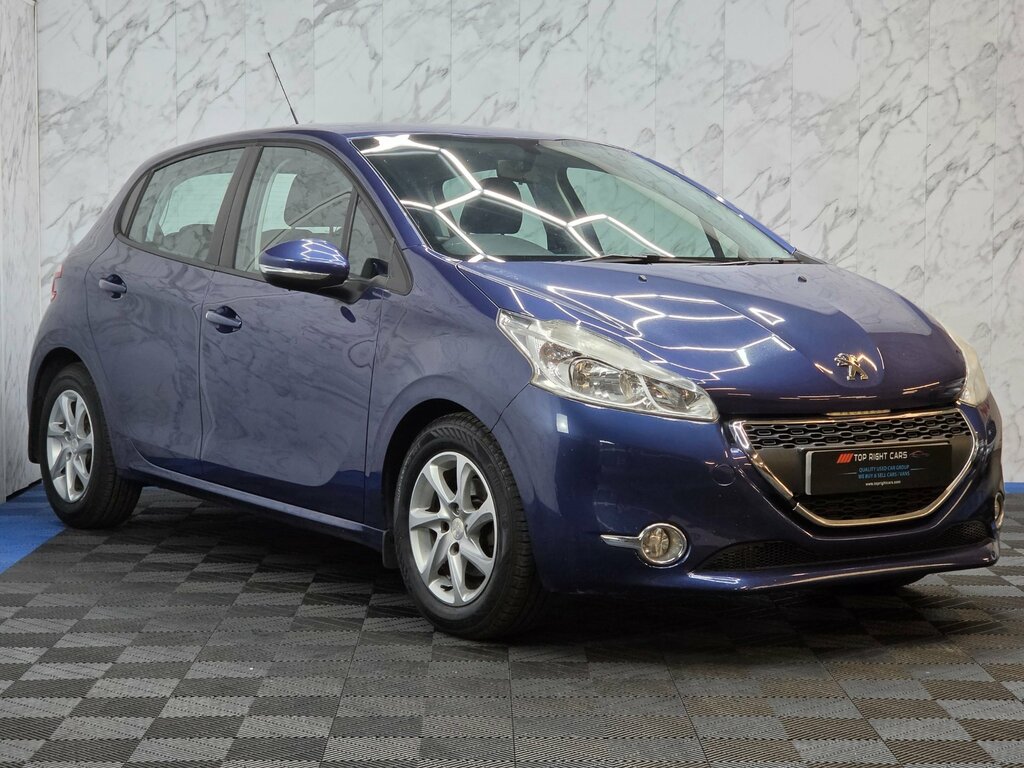 Peugeot 208 1.2 Vti Active Hatchback 82 Ps Blue