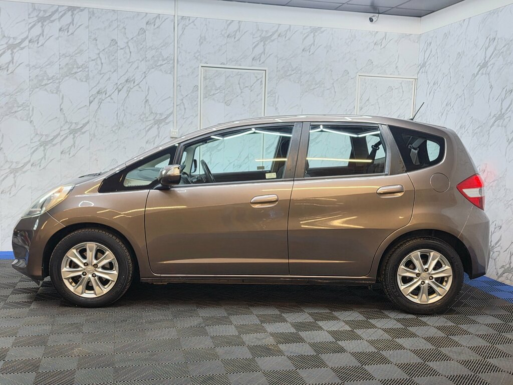 Honda Jazz 1.4 I-vtec Es Hatchback Cvt 99 Ps Ulez Petro Brown #6