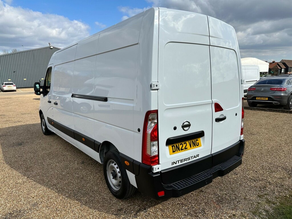 Nissan InterStar 2.3 Dci 35 Tekna Fwd L3 H2 Euro 6 White #5