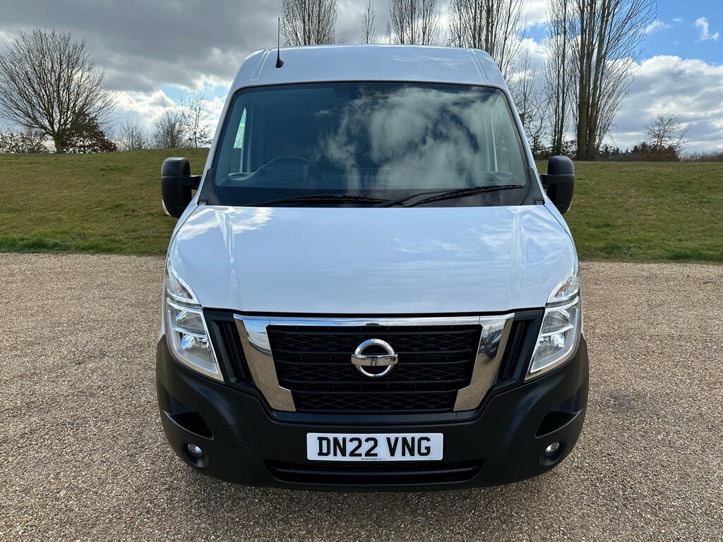 Nissan InterStar 2.3 Dci 35 Tekna Fwd L3 H2 Euro 6 White #2