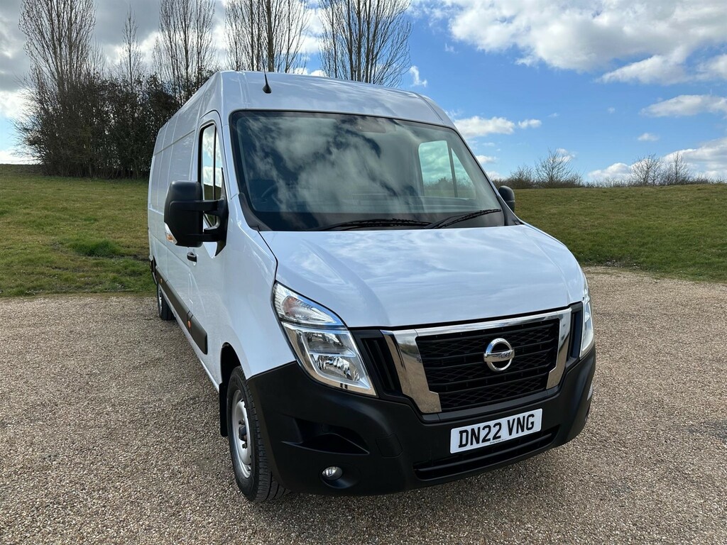 Nissan InterStar 2.3 Dci 35 Tekna Fwd L3 H2 Euro 6 White