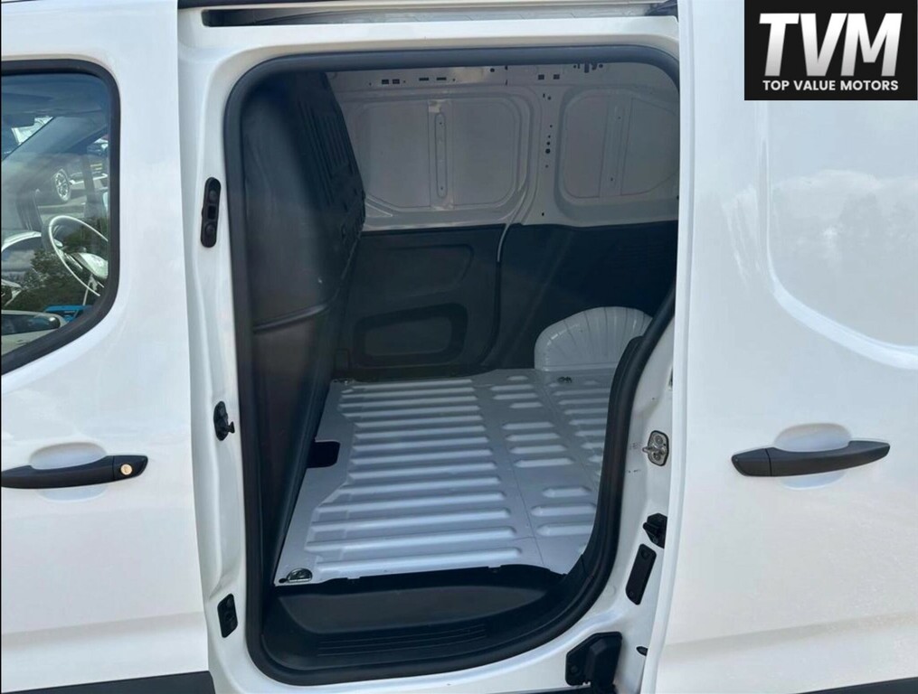 Vauxhall Combo 1.5 Turbo D 2000 Dynamic L1 H1 Euro 6 White #5