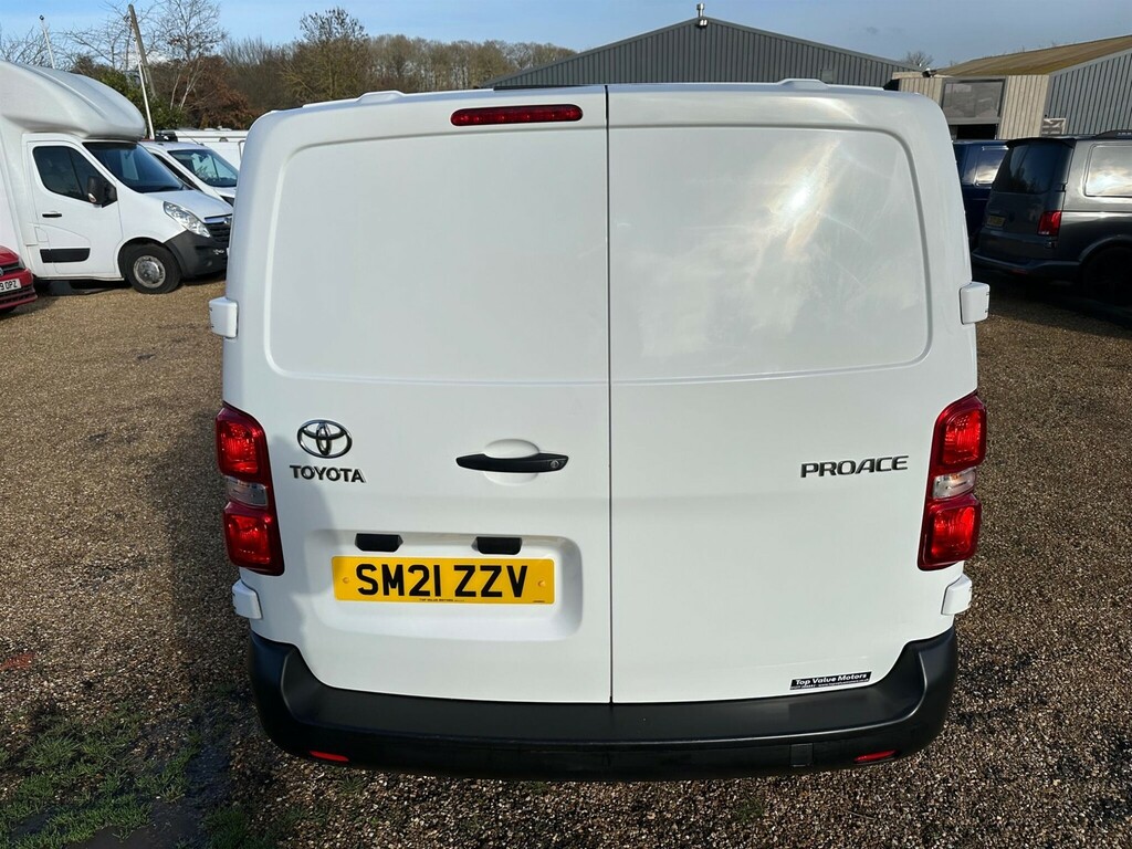 Toyota PROACE 1.5D Active Medium Panel Van Mwb Euro 6 Ss 6Dr White #6