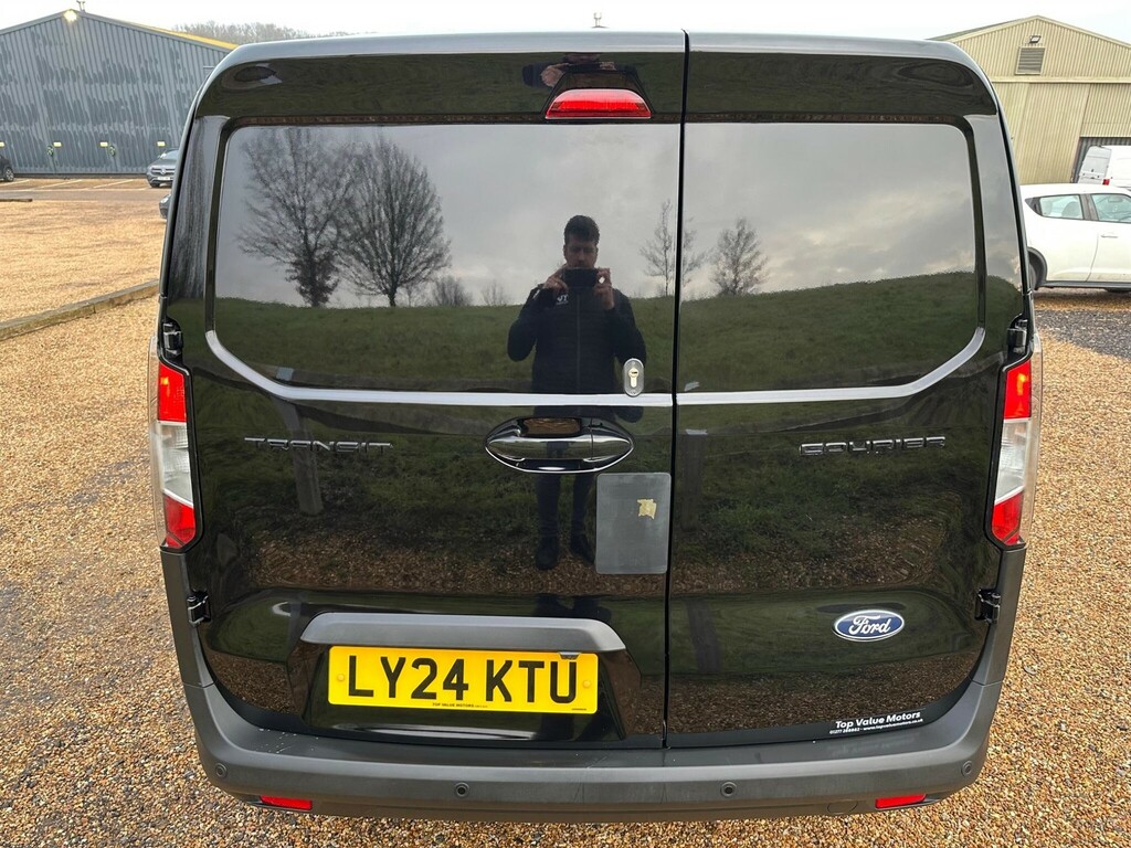 Ford Transit Courier 1.0 Ecoboost Limited Swb Euro 6 Ss LY24KTU Black #6
