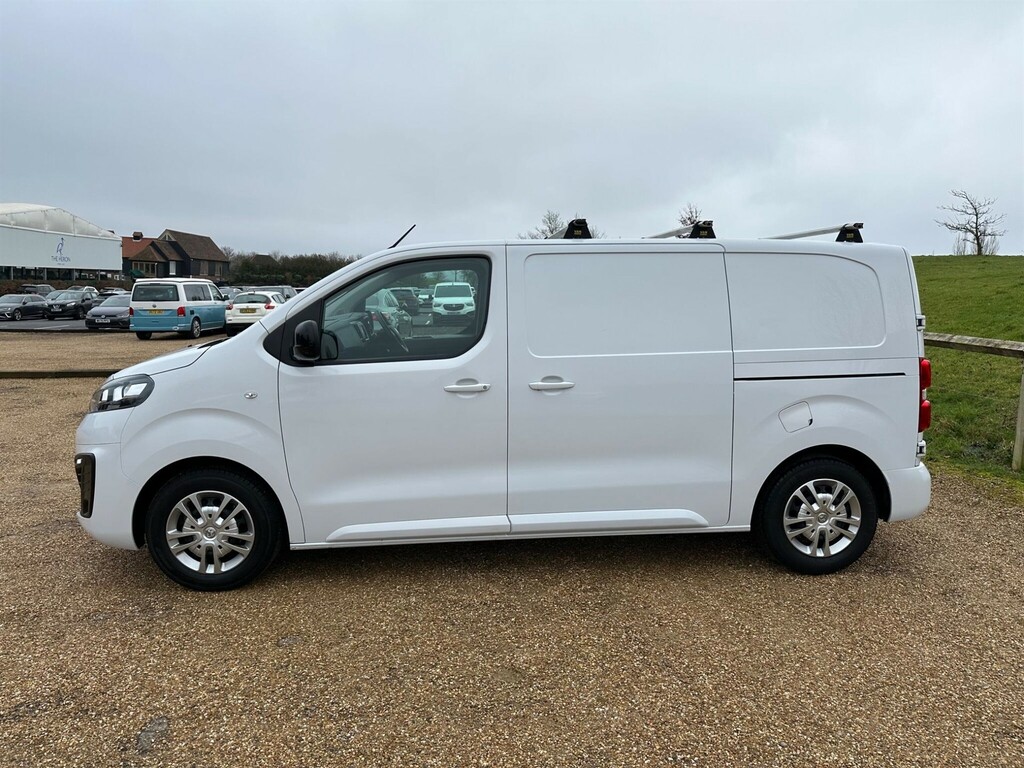 Vauxhall Vivaro 1.5 Turbo D 2700 Sportive L1 H1 Euro 6 Ss 6Dr KS72OFK White #4