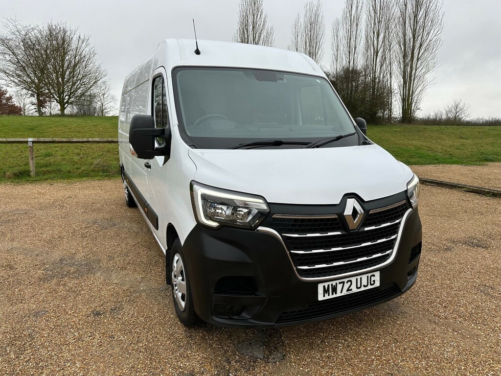 Renault Master 2.3 Dci 35 Business Fwd Lwb Medium Roof Euro 6 White