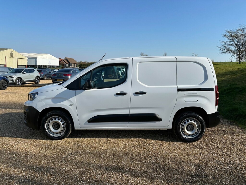Peugeot Partner 1.5 Bluehdi 1000 Professional Premium Standard P MT23FXH White #4